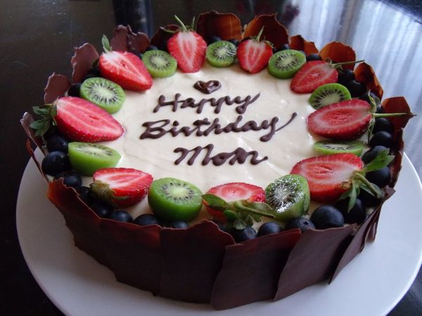 My Mom's Birthday Cake... - CakeCentral.com